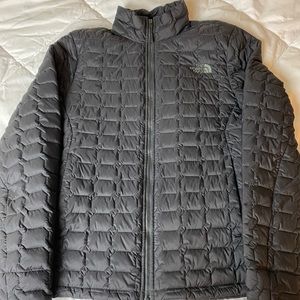 North face thermoball jacket. Black. Small.